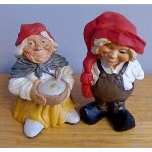 Norway Figurines Candy Design Grandmother Holding Dinner  Grandfather Overallsaa